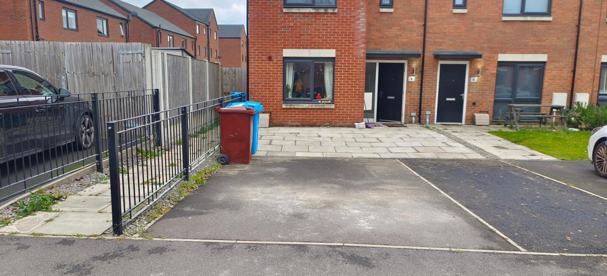 Free Car Park And Walk To Coop, Etihad , Piccadilly Manchester Bagian luar foto